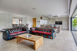 Lounge Kitchen Diner- click for photo gallery